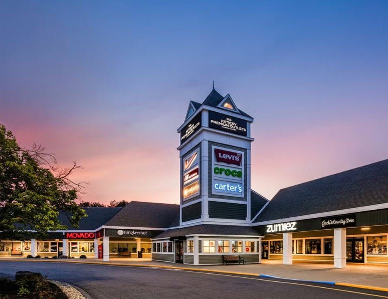 Kittery Premium Outlets, Maine, USA